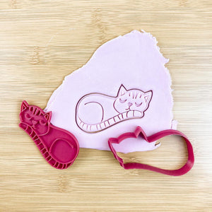 Cat cookie cutter with stamp