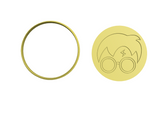 Harry Potter 's face cookie cutter with stamp