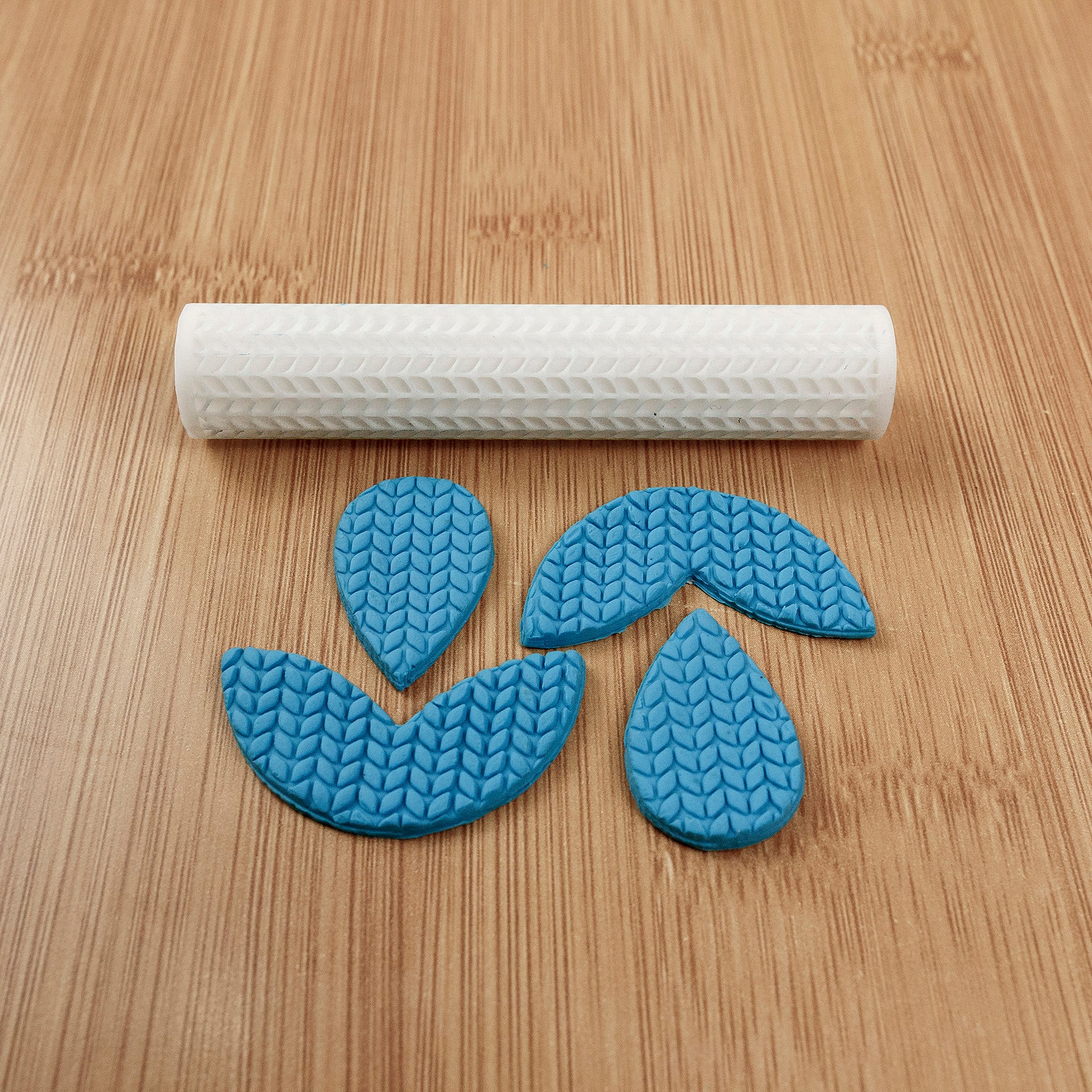 UForm Polymer clay texture roller - knitting pattern (TR004) – Frosted  Cutters